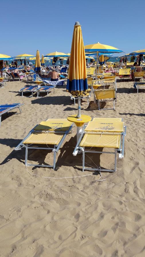 Fronte Mare-Residence Union 9 リド・ディ・イエゾロ エクステリア 写真